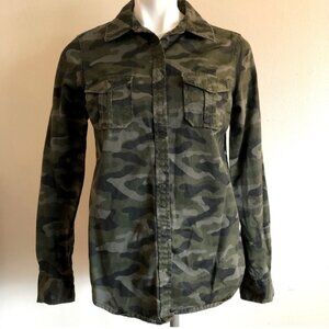 Arizona Camo Button up Tee size x Large Long Sleeve